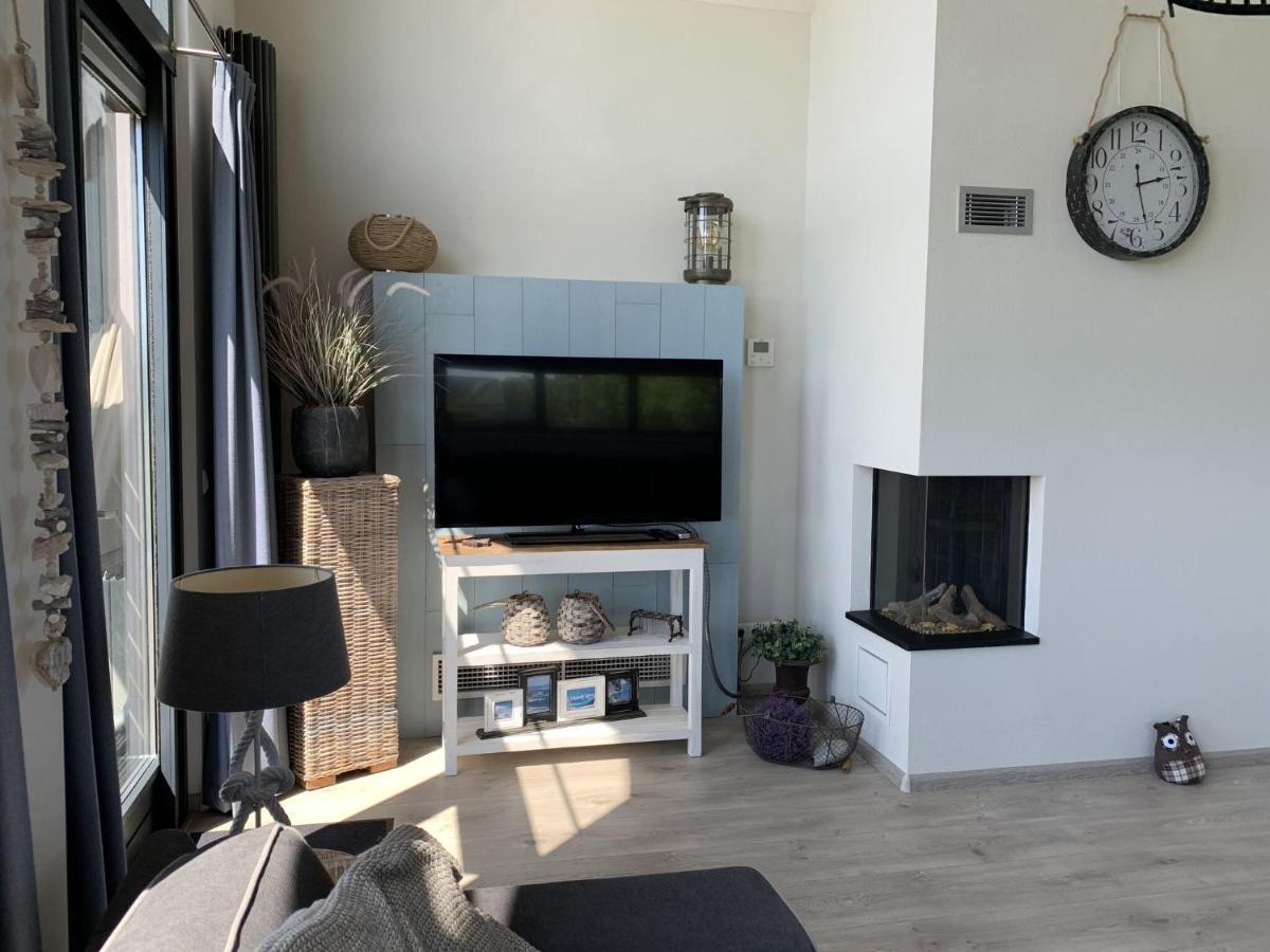 Lovely Holiday Home In Stavoren Near Frisian Lakes Exterior photo