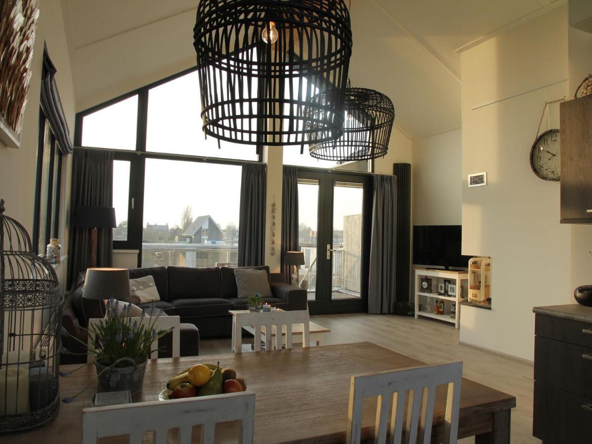 Lovely Holiday Home In Stavoren Near Frisian Lakes Exterior photo